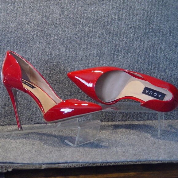 High Heels - Picture 3 of 4